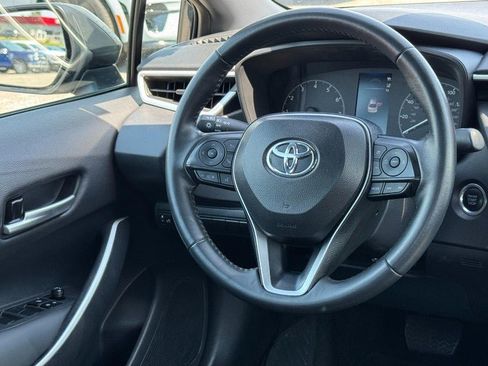 Used 2025 Toyota Corolla SE FWD image 12