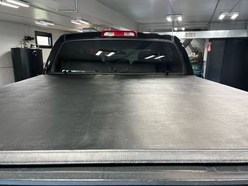 Used 2016 Toyota Tundra SR5 image 11