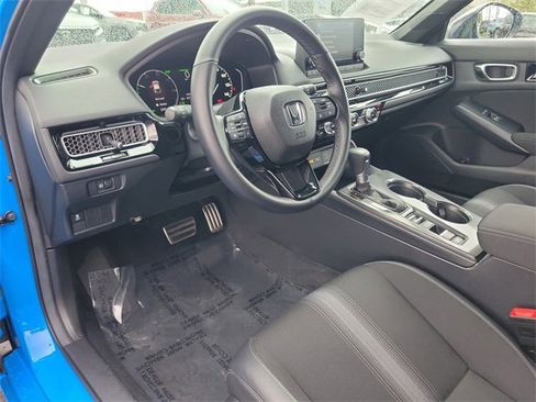 Certified 2025 Honda Civic Sport image 18