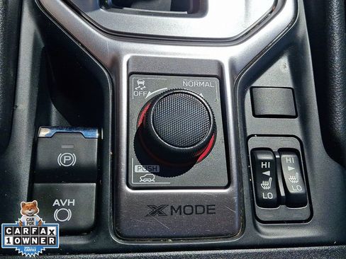 Used 2023 Subaru Forester Premium AWD/4WD image 27