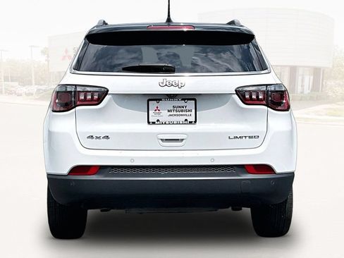 Used 2025 Jeep Compass Limited AWD/4WD image 5