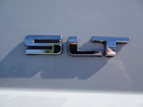 Used 2019 GMC Yukon XL SLT w/ Open Road Package RWD image 47