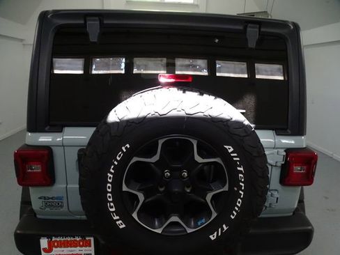 Used 2023 Jeep Wrangler Unlimited Rubicon 4xe w/ Cold Weather Group AWD/4WD image 20