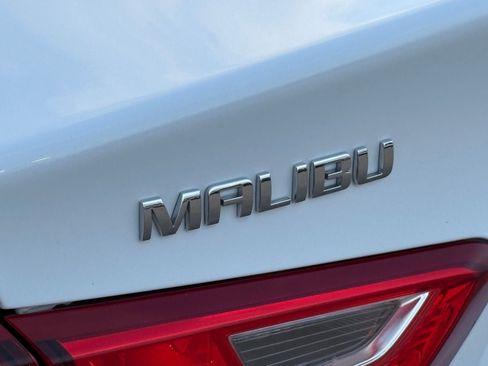Used 2024 Chevrolet Malibu LT FWD image 10