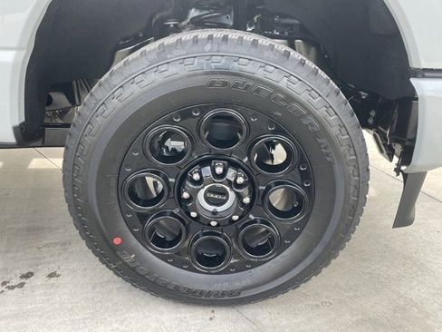 New 2026 Ford F250 XLT w/ XLT Premium Package image 32