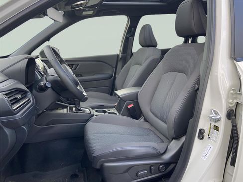 Used 2025 Subaru Forester Premium w/ Convenience Package #1 image 21