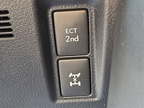 Used 2023 Lexus GX 460 Premium w/ Premium Package image 29