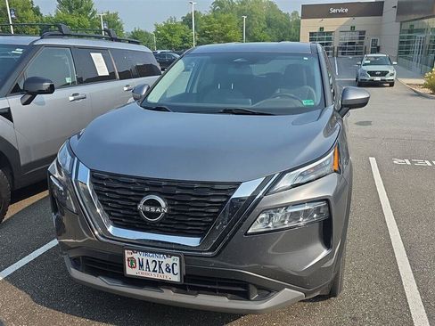 Used 2023 Nissan Rogue SV AWD/4WD image 8