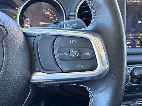 Used 2023 Jeep Wrangler Unlimited Sahara w/ Cold Weather Group AWD/4WD image 21