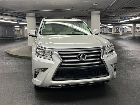 Used 2014 Lexus GX 460 Luxury AWD/4WD image 30