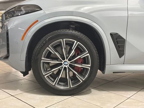 Used 2026 BMW X5 xDrive40i w/ M Sport Package AWD/4WD image 16