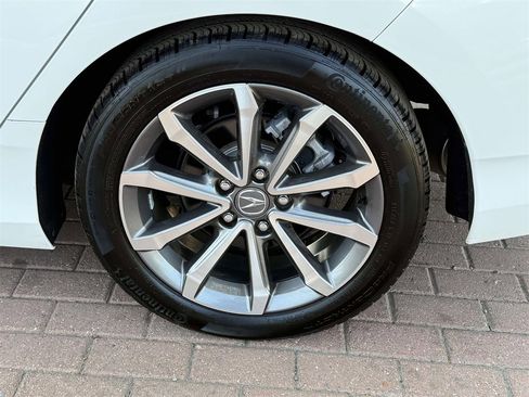 Certified 2024 Acura Integra Base image 28