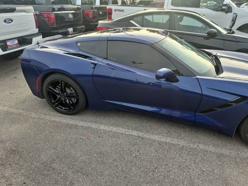 Used 2017 Chevrolet Corvette Stingray Coupe w/ 1LT RWD image 23