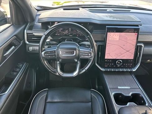 Certified 2025 GMC Acadia Denali w/ Super Cruise Package FWD image 14