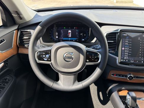 Used 2023 Volvo XC90 B6 Plus w/ Protection Package Premier image 26