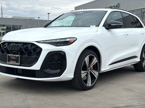 New 2025 Audi SQ5 Premium Plus image 3