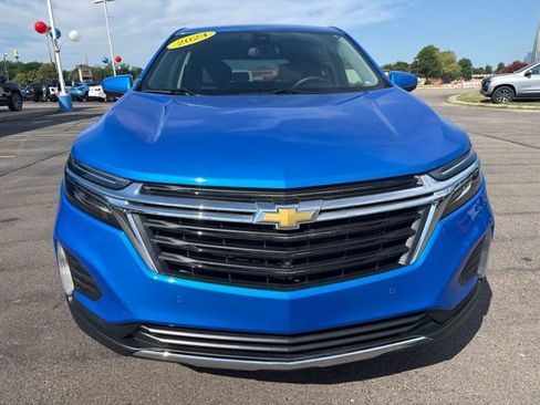 Used 2024 Chevrolet Equinox LT AWD/4WD image 2