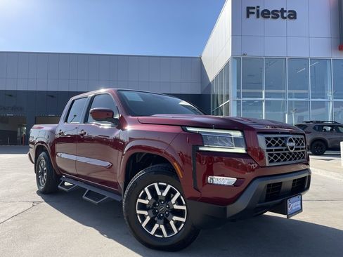 Certified 2024 Nissan Frontier SL image 1