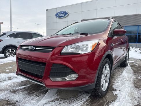 Used 2014 Ford Escape SE w/ Equipment Group 201A image 11
