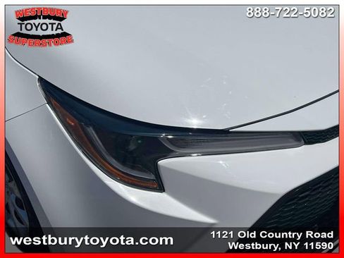 Used 2022 Toyota Corolla LE FWD image 12