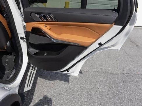 New 2026 BMW X5 xDrive40i image 17