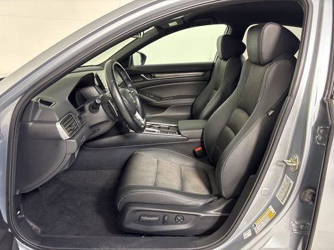 Used 2020 Honda Accord Sport image 14