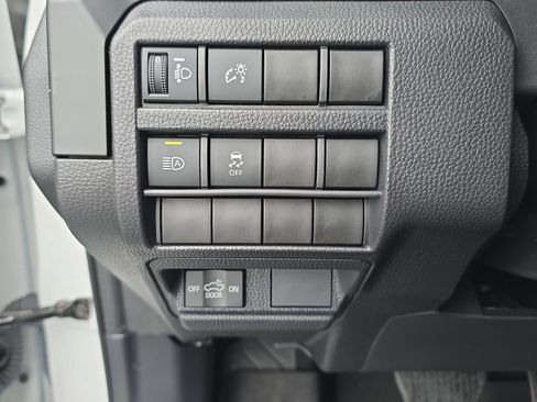 Used 2024 Toyota Tacoma SR AWD/4WD image 25