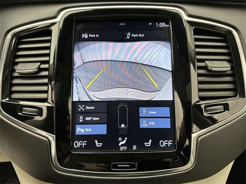 Used 2021 Volvo XC90 T8 Inscription w/ Lounge Package image 17