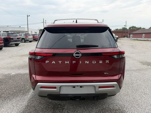 Used 2024 Nissan Pathfinder SL w/ SL Premium Package FWD image 4