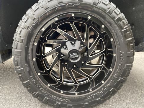 Used 2020 Chevrolet Silverado 1500 RST image 44