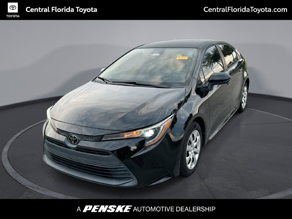 Used 2023 Toyota Corolla LE FWD image 1