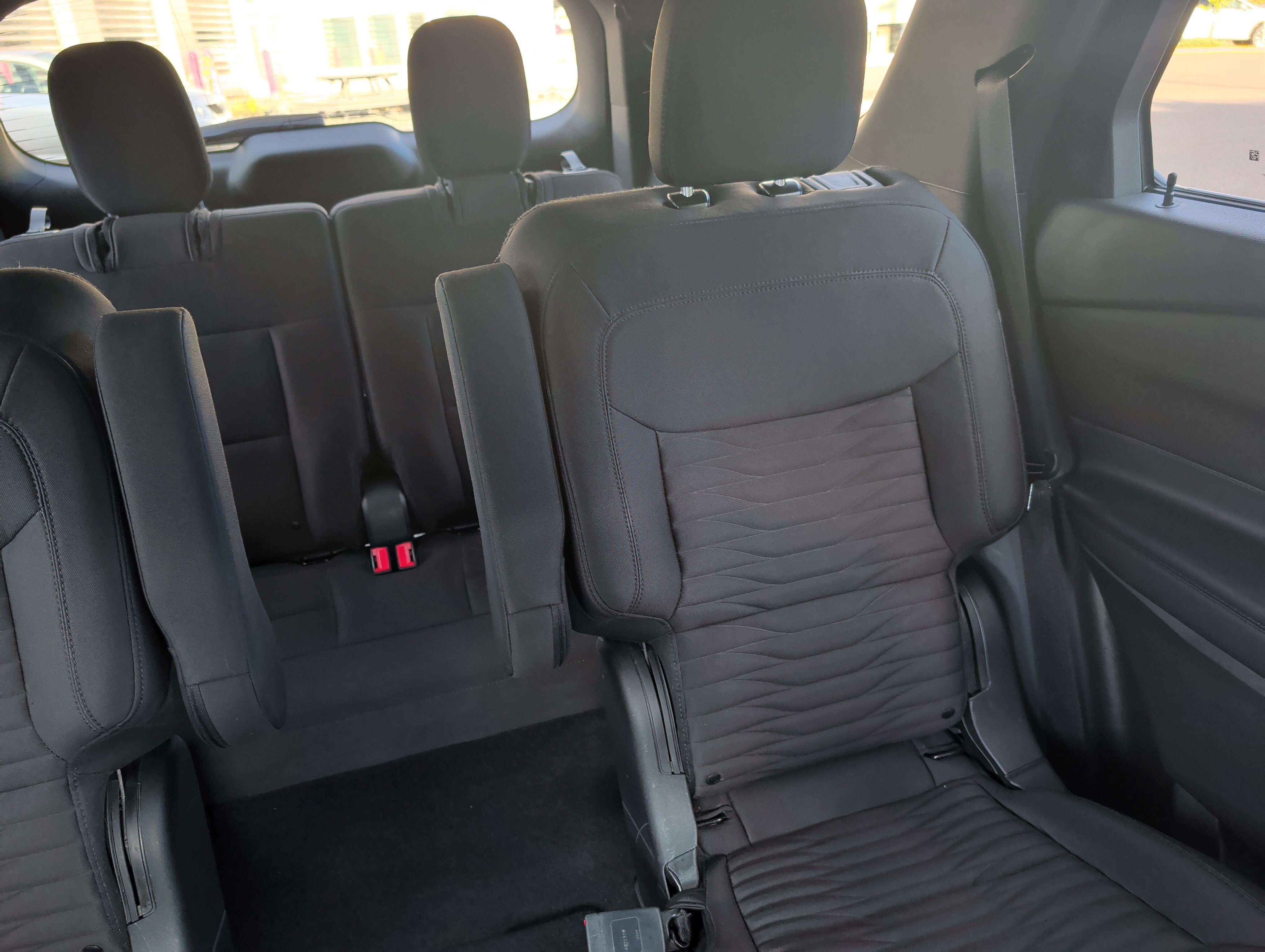 Used 2020 Ford Explorer XLT AWD/4WD image 14