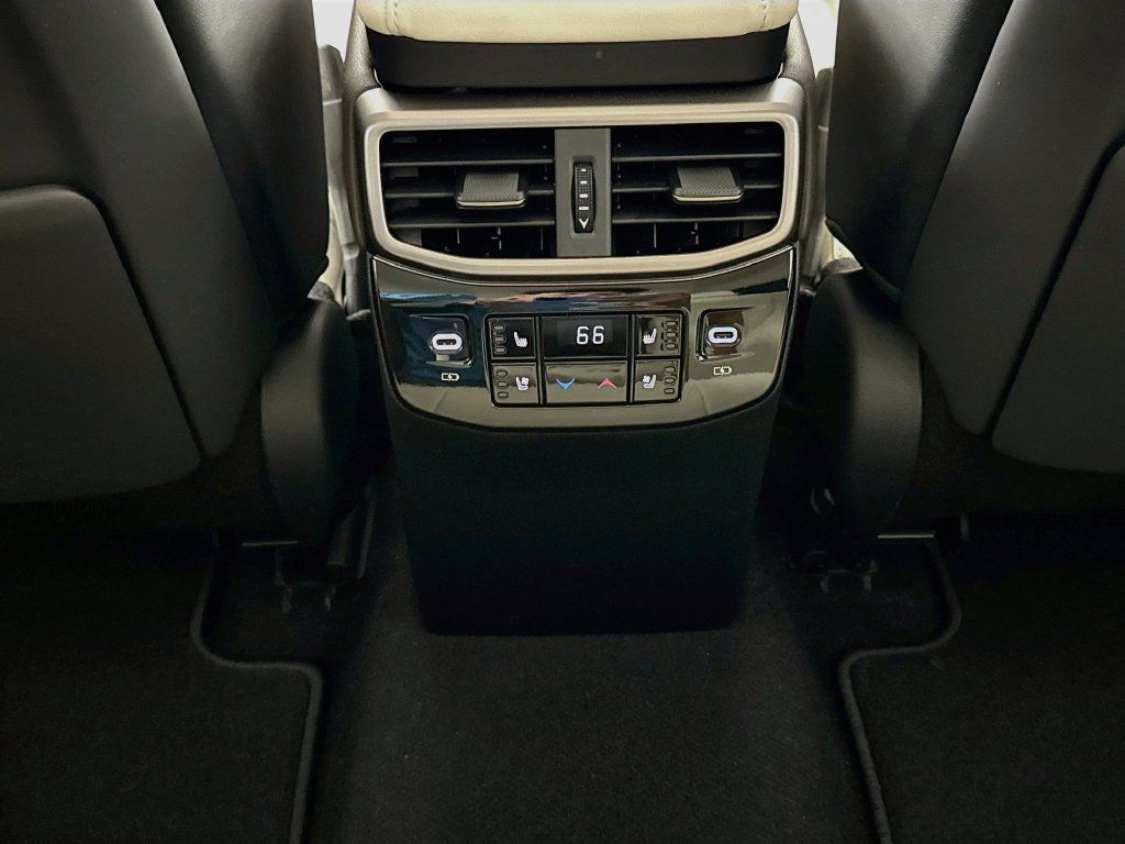 Used 2025 Lexus RX 350 AWD w/ Convenience Package image 27