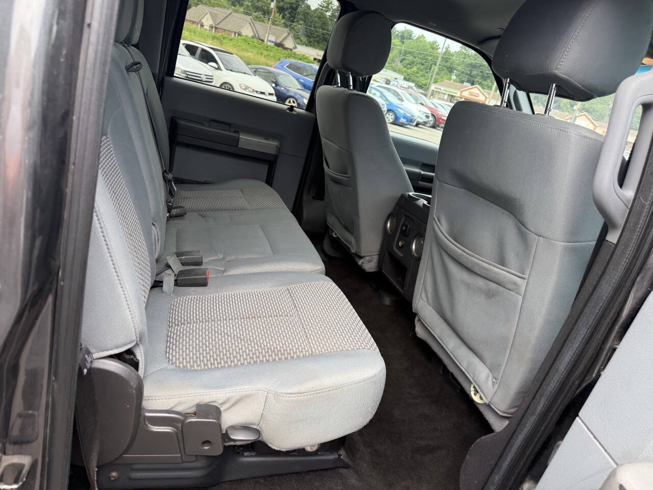 Used 2016 Ford F250 XLT w/ XLT Premium Package AWD/4WD image 16