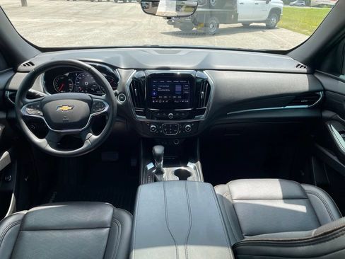 Used 2023 Chevrolet Traverse High Country AWD/4WD image 34