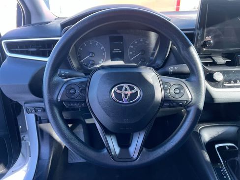 Used 2024 Toyota Corolla LE image 14