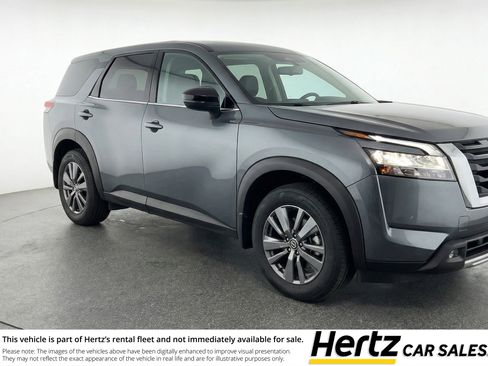 Used 2025 Nissan Pathfinder SV AWD/4WD image 1