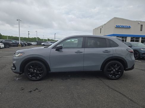 Used 2024 Honda HR-V Sport image 8