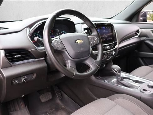 Used 2023 Chevrolet Traverse LT AWD/4WD image 12