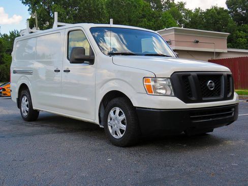 Used 2018 Nissan NV 1500 S w/ Rear Door Glass Package RWD image 5