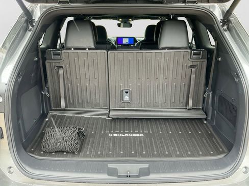 New 2026 Toyota Highlander XSE AWD/4WD image 17