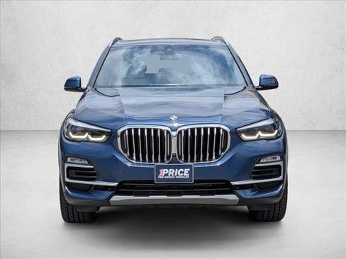 Used 2021 BMW X5 xDrive40i w/ Premium Package AWD/4WD image 2