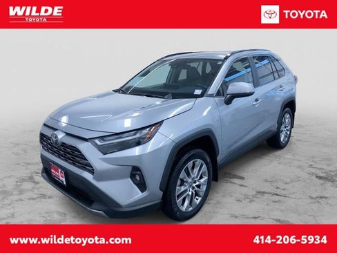Certified 2022 Toyota RAV4 Limited image 1