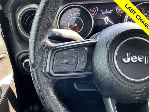 Used 2022 Jeep Wrangler Unlimited Sport AWD/4WD image 18