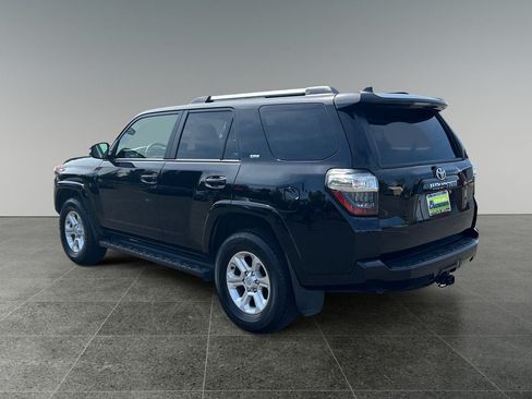 Used 2024 Toyota 4Runner SR5 Premium w/ Moonroof Package AWD/4WD image 7