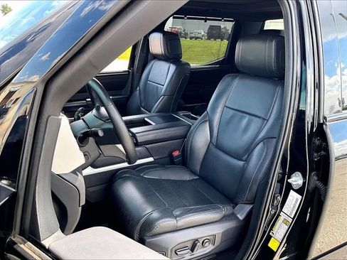 Used 2024 Toyota Tundra Platinum AWD/4WD image 10