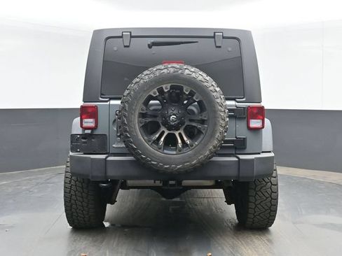 Used 2015 Jeep Wrangler Unlimited Sport w/ Quick Order Package 24S AWD/4WD image 9