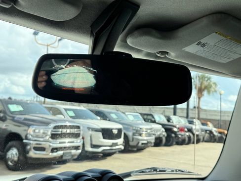 Used 2014 Toyota FJ Cruiser 4WD image 32