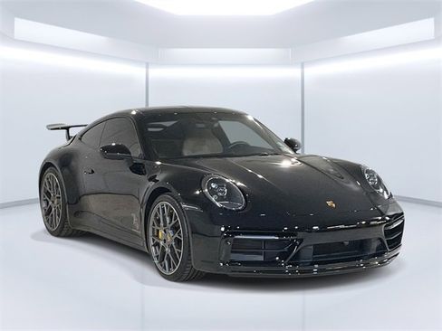 Used 2023 Porsche 911 Carrera image 9