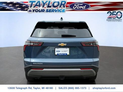Used 2025 Chevrolet Equinox LT FWD image 5